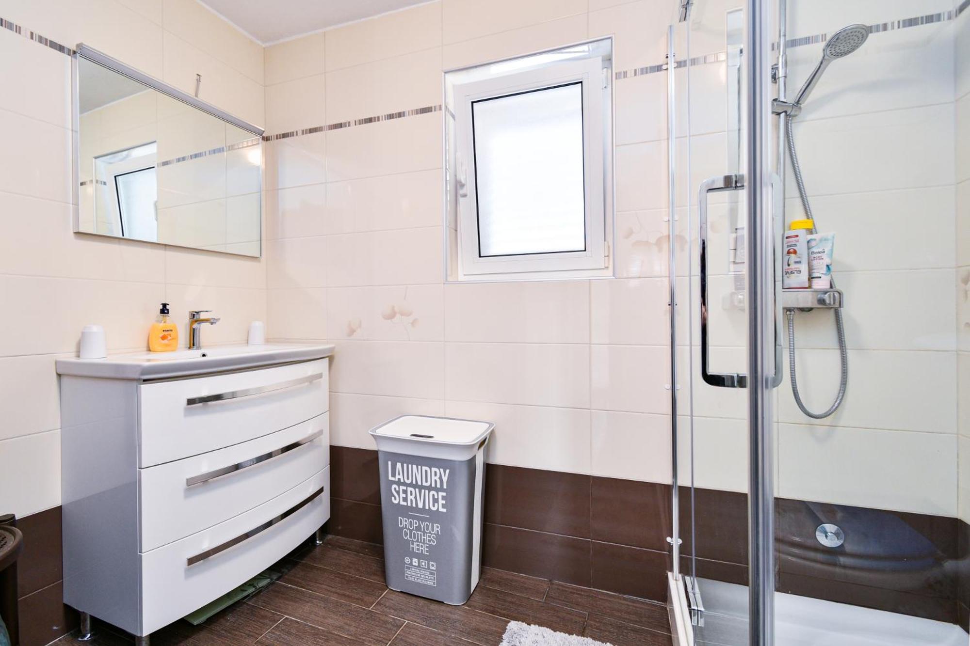 Apartman Lavanda Sa Bazenom I Okucnicom 4* Hreljin Exterior foto
