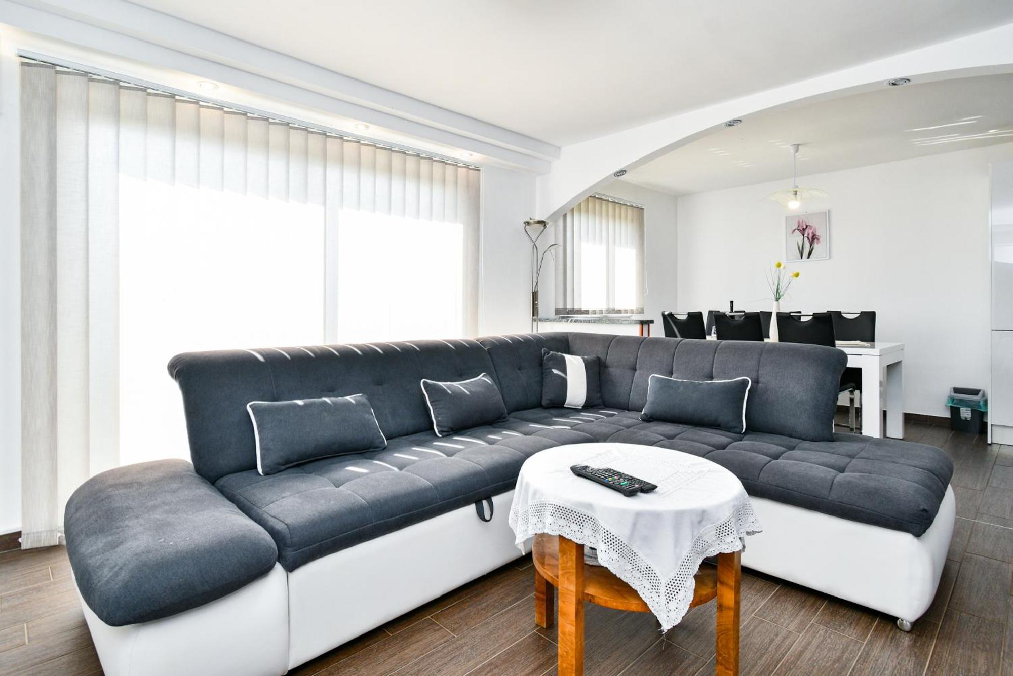 Apartman Lavanda Sa Bazenom I Okucnicom 4* Hreljin Exterior foto